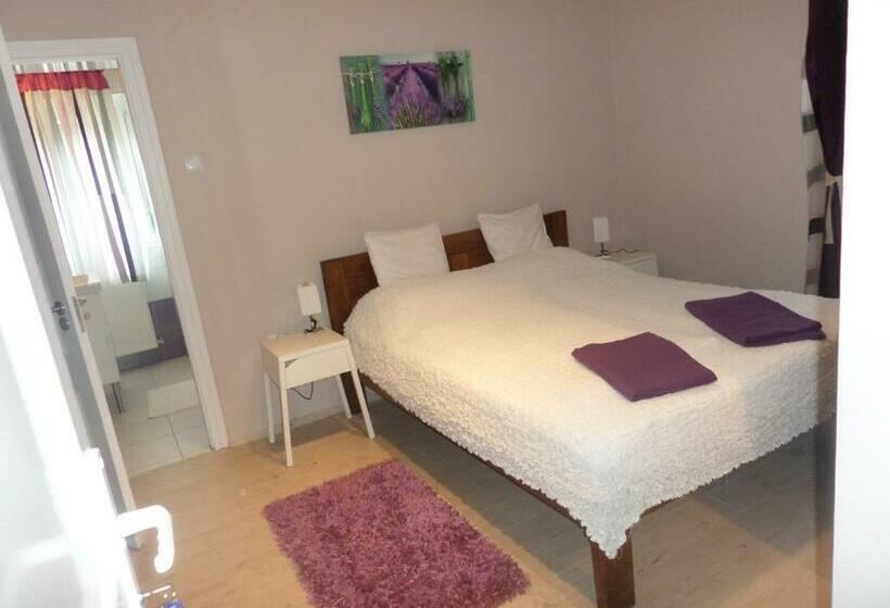 스탠다드 룸, Szivárvány Panzió