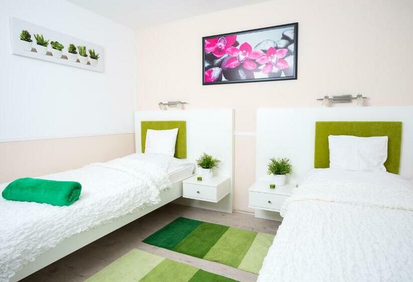 스탠다드 룸, Szivárvány Panzió