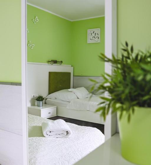 스탠다드 룸, Szivárvány Panzió