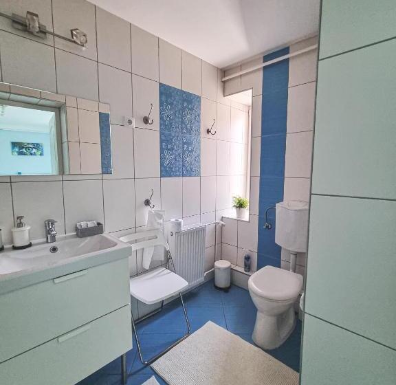 스탠다드 트리플 룸, Szivárvány Panzió