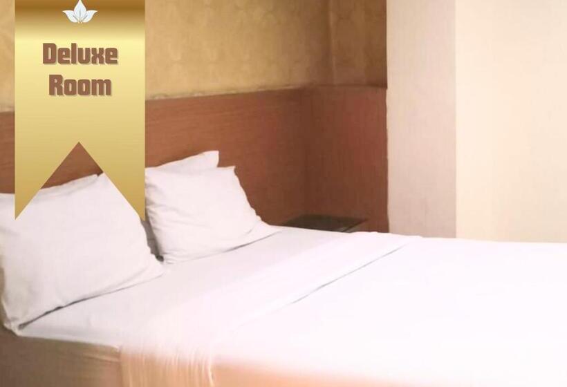 Номер Deluxe, Capital Hotel Makassar