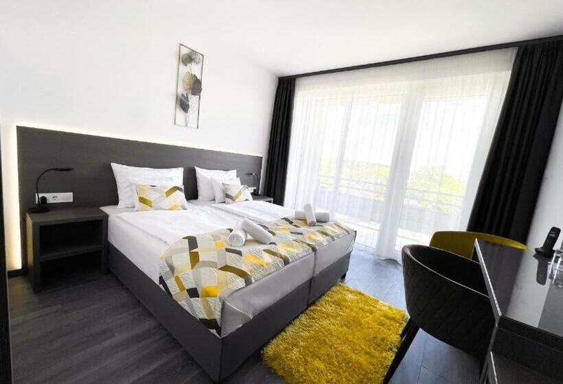 스탠다드 발코니 룸, Csopak Resort & Lake