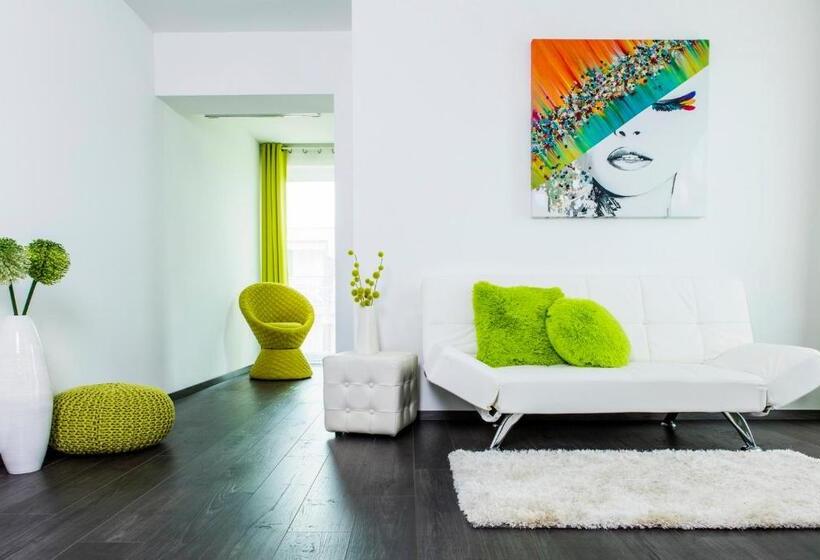 디럭스 스위트, Csopak Resort & Lake