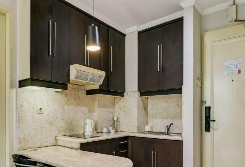 סוויטה משפחתית, Grand Cikarang