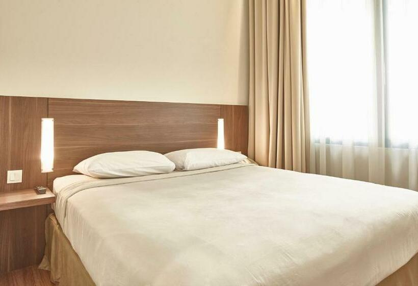 수피리어 룸, Grand Cikarang
