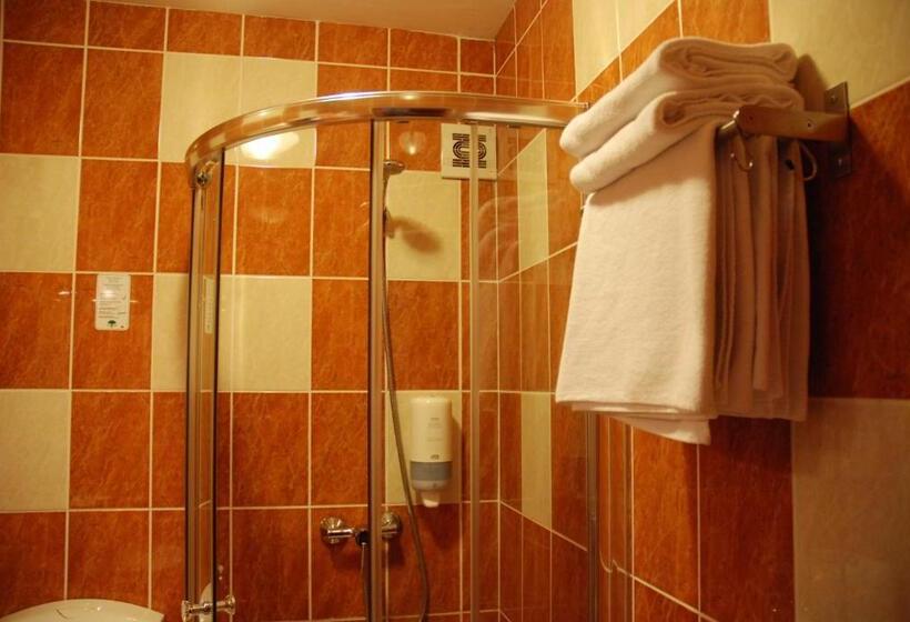 חדר סטנדרט יחיד, König