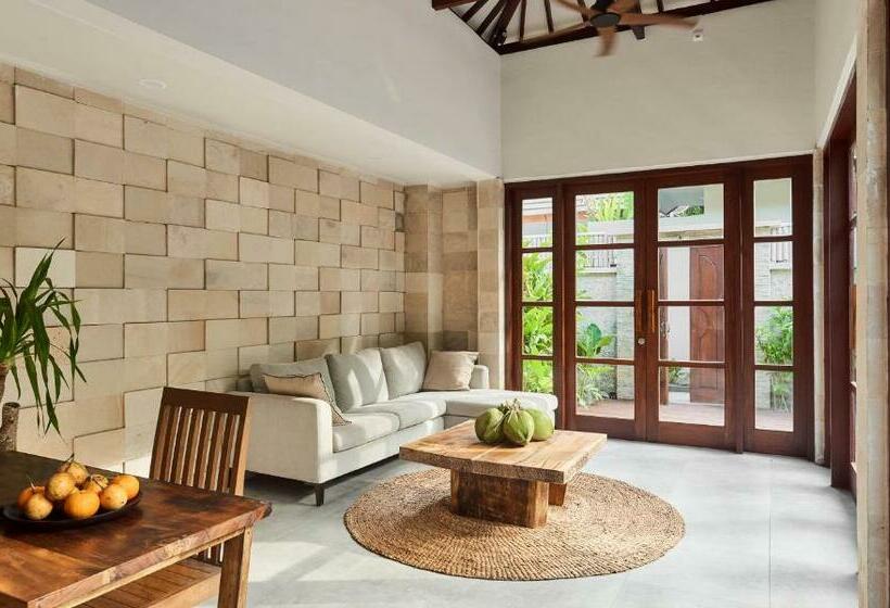 ویلای 2 خوابه, Villa Bau Nyale