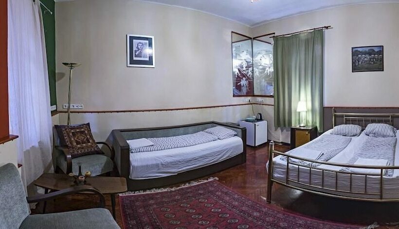 Номер Стандарт Трехместный, Santico Art Hotel And Hostel