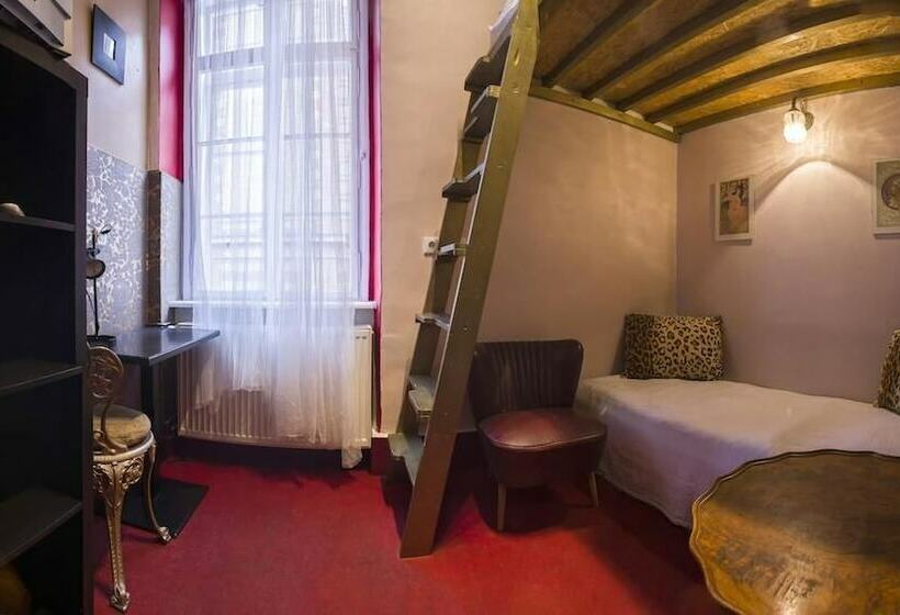 Студия Стандарт, Santico Art Hotel And Hostel