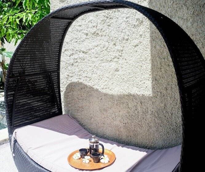 ویلای 2 خوابه, Villa Bau Nyale