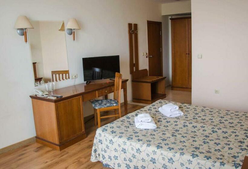 스탠다드 발코니 룸, Yo