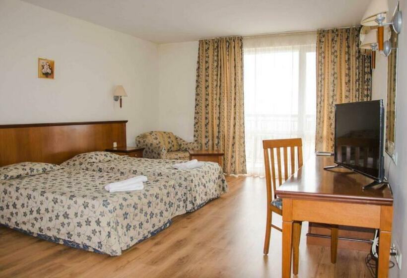 스탠다드 발코니 룸, Yo