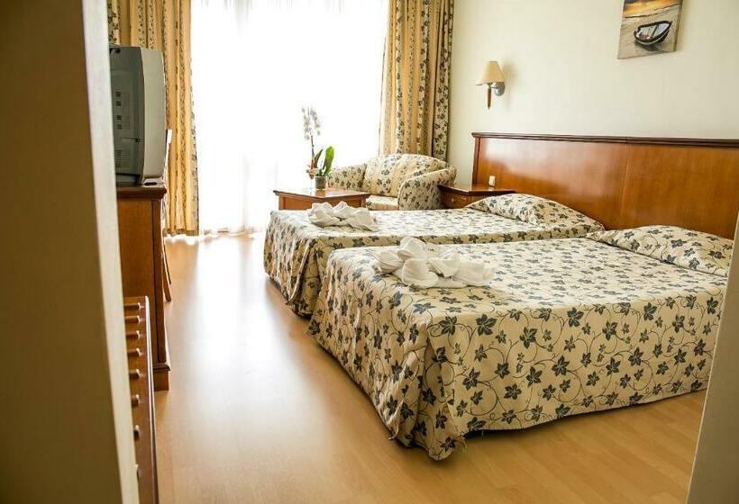 스탠다드 발코니 룸, Yo