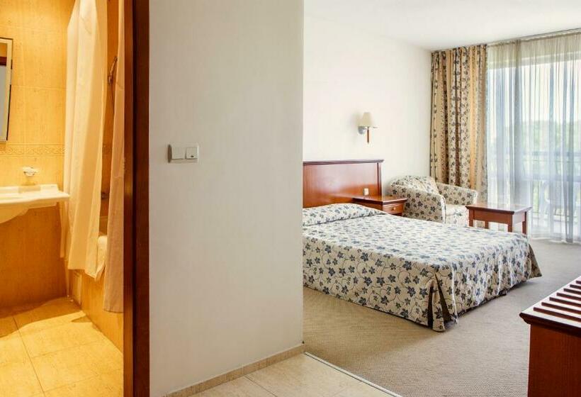 스탠다드 발코니 룸, Yo