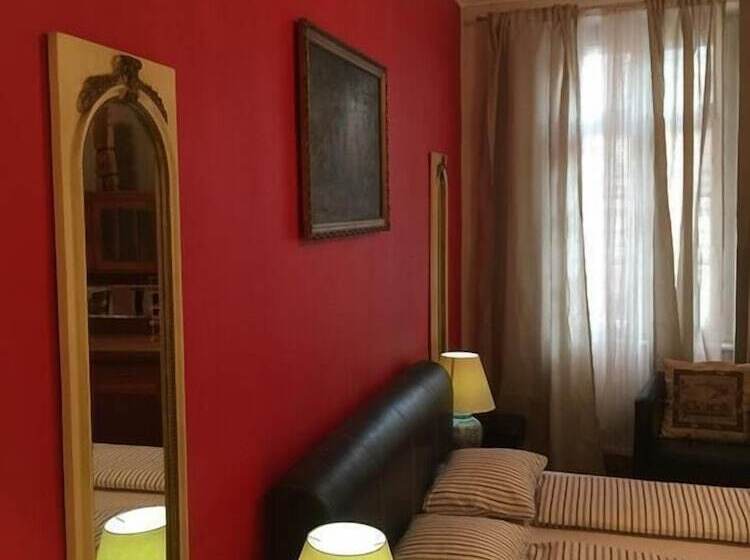 Номер Deluxe, Santico Art Hotel And Hostel