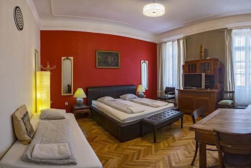 Номер Deluxe, Santico Art Hotel And Hostel