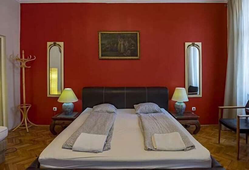 Номер Deluxe, Santico Art Hotel And Hostel