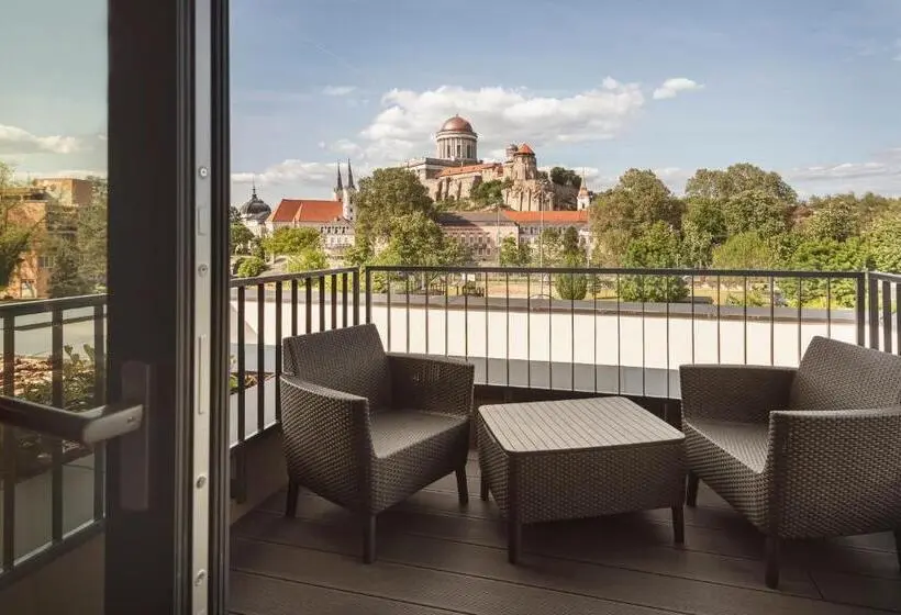 スタンダードインサイドビュールーム, Mediterraneo Luxury Room Esztergom