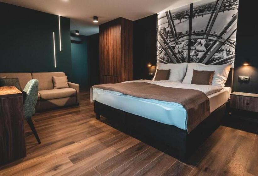 Семейный Номер, Mediterraneo Luxury Room Esztergom