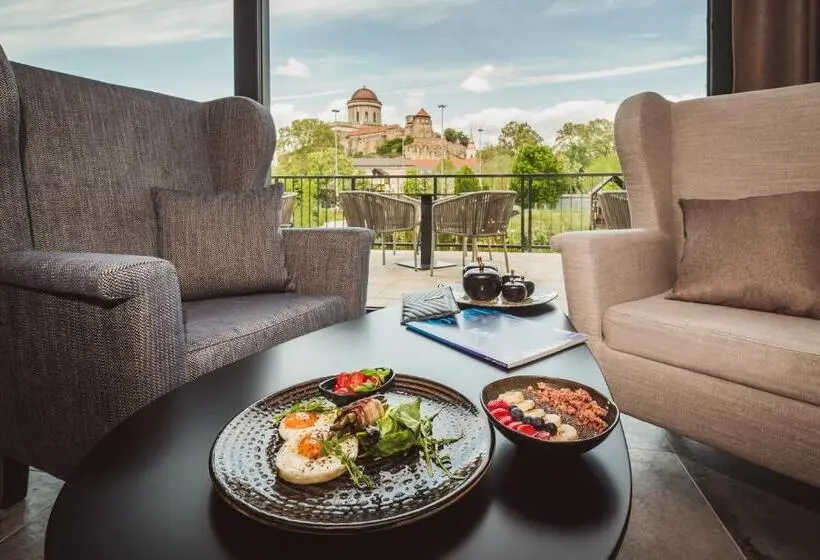 ファミリールーム, Mediterraneo Luxury Room Esztergom