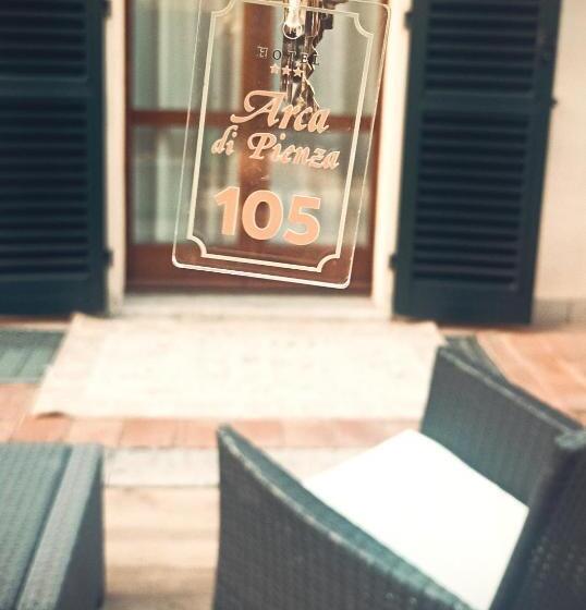 标准间带露台, Arca