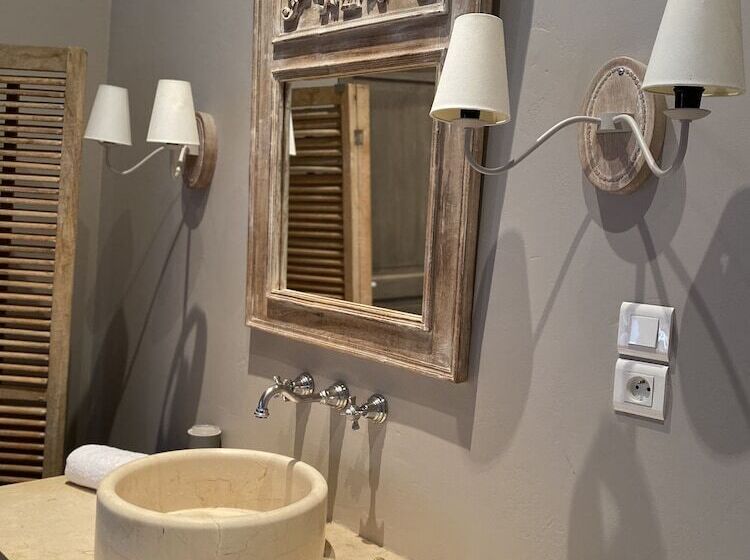 חדר דלוקס, Les Jardins De La Tour