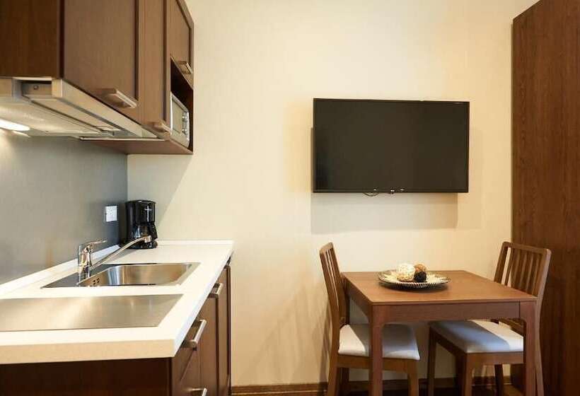 اتاق لوکس یک تخته, Miramare Luxury Suites