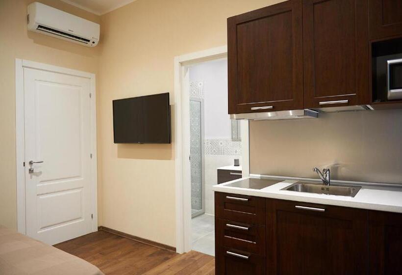 اتاق لوکس, Miramare Luxury Suites