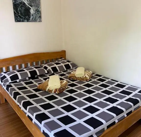 エコノミールーム, Alona Bohol Backpackers Hostel