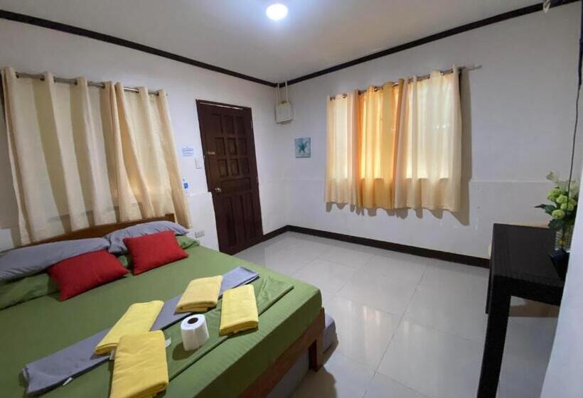 Четырехместный Номер Классик, Alona Bohol Backpackers Hostel
