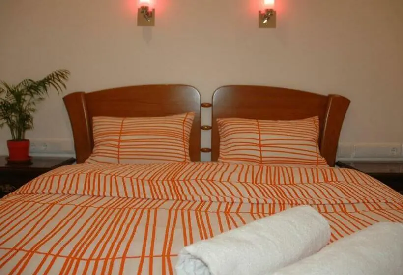 اتاق استاندارد, Welcome Guest House