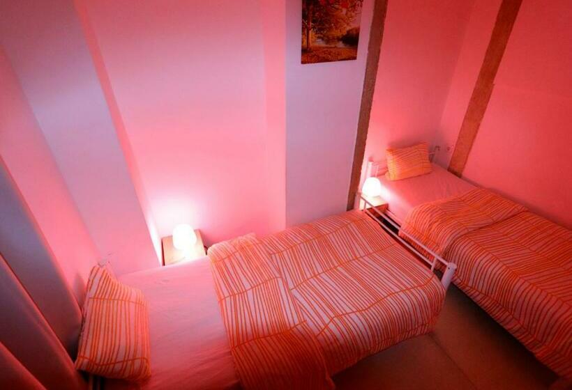 اتاق اکونومی, Welcome Guest House