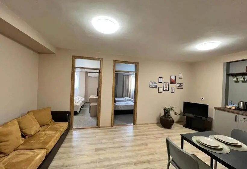 ２ベッドルームアパートメント, Family Hotel Central