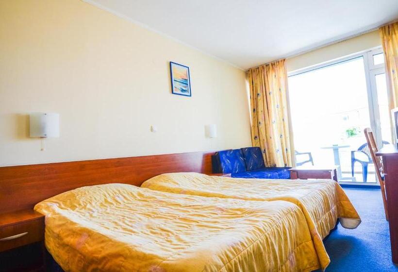 Номер Стандарт с Балконом, Family Hotel Eliri