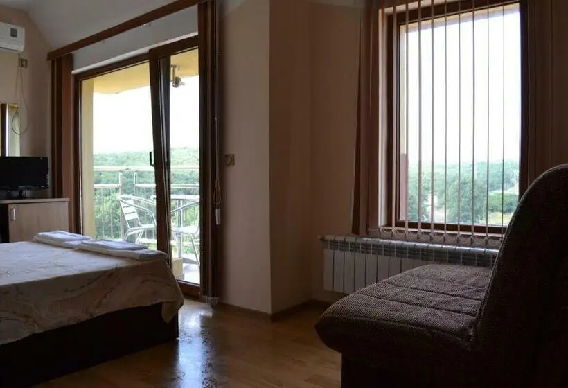Standard-huone Parveke, Family Hotel Saint George
