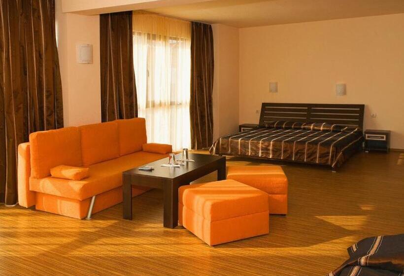 수피리어 스위트, At The American S