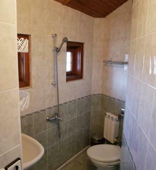 스탠다드 트리플 룸, Castle Cottage Bed & Breakfast