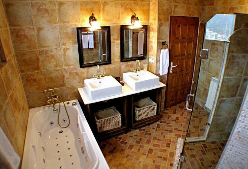 标准三人间, Castle Cottage Bed & Breakfast