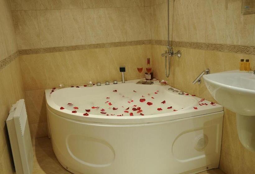 メゾネットスイート, Elit