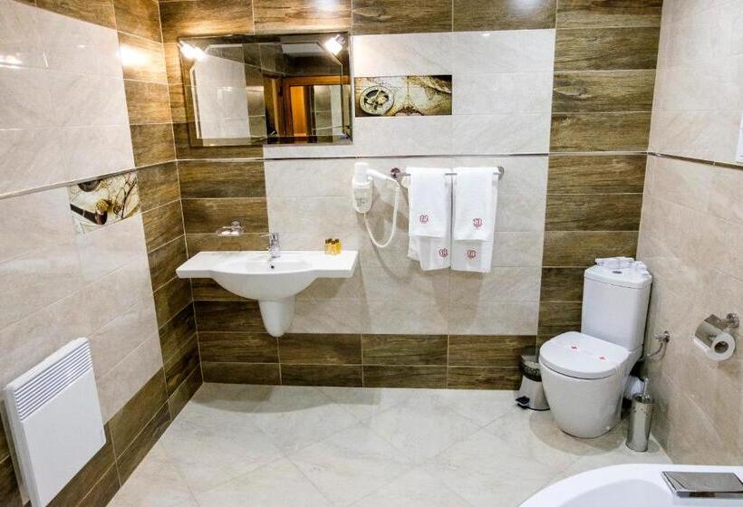 1ベッドルームアパートメント, Elit