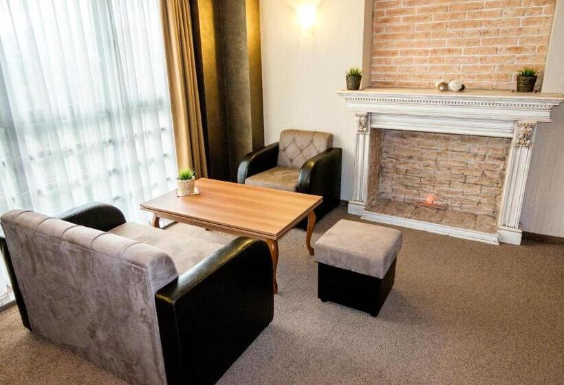 1ベッドルームアパートメント, Elit