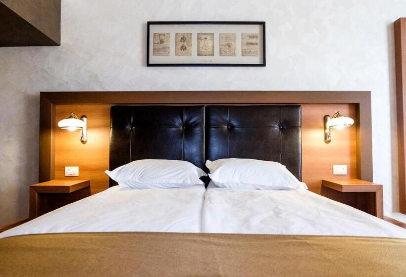 1ベッドルームアパートメント, Elit