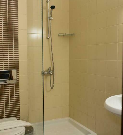 海景标准间带阳台, Ema