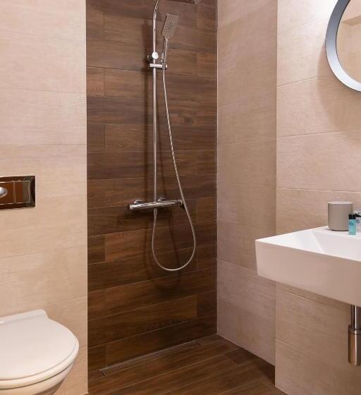 Triple Room Sea View, Ema