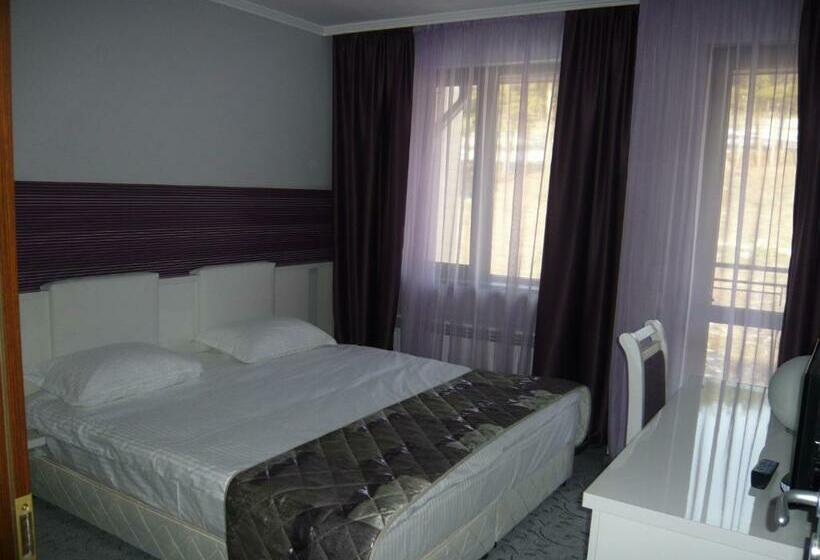 شقة غرفة نوم واحدة مزودة بشُرفة, Enira Spa