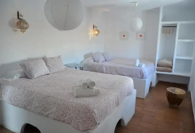 Standaard Vierpersoonskamer, Eole Tarifa Rooms