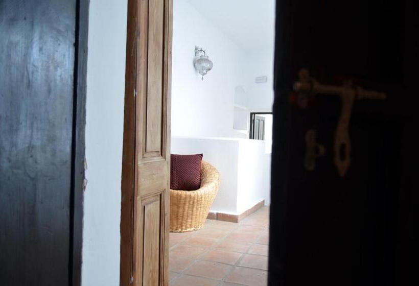 스탠다드 트리플 룸, Eole Tarifa Rooms