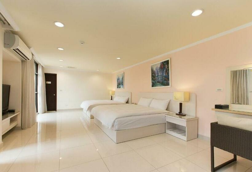 اتاق استاندارد چهار تخته, F Hotel   Sanyi