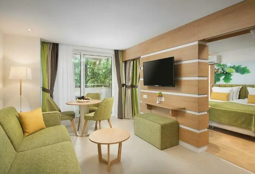 Standard-studio Parveke, Forest Beach