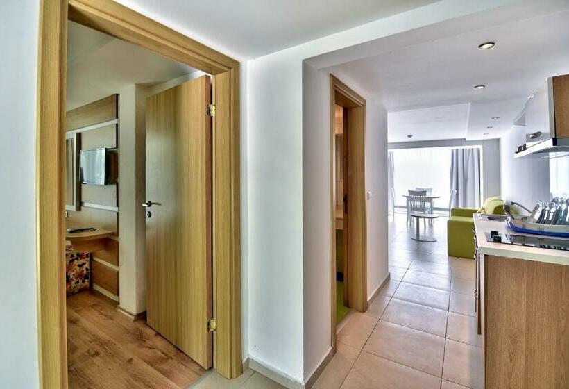 Апартаменты 1 Спальня, Forest Beach